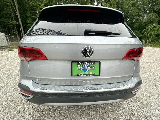 Certified Used 2023 Silver Volkswagen 1.5T SE image 35