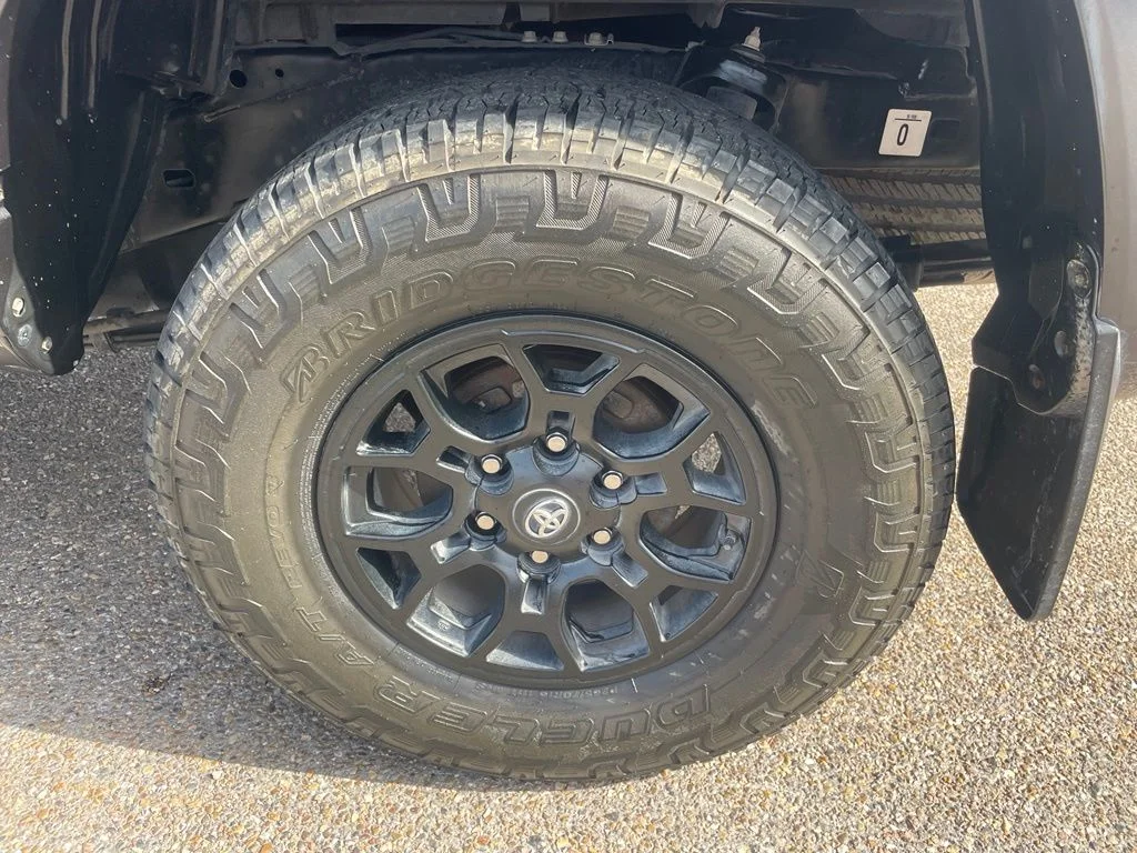 Used 2022 Gray Toyota SR5 image 17