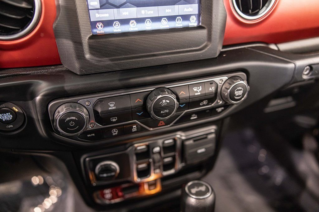 Used 2021 Black Jeep Unlimited Rubicon image 27