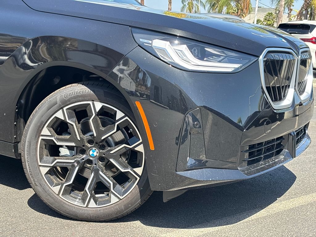 New 2026 Black Sapphire Metallic BMW 30 xDrive image 6