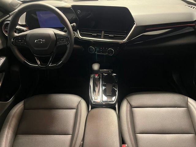 Used 2025 Summit White Chevrolet 2RS image 15