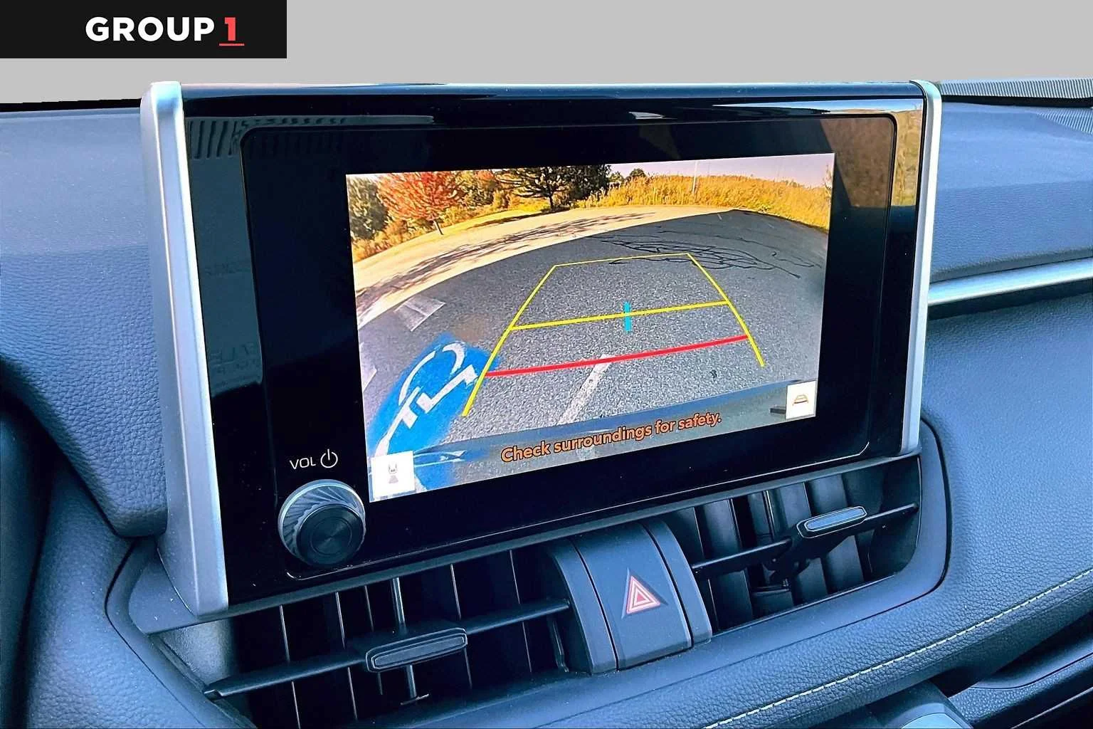 2025 Toyota RAV4 LE - Photo 29