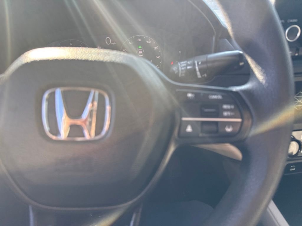 Used 2024  Honda LX image 29