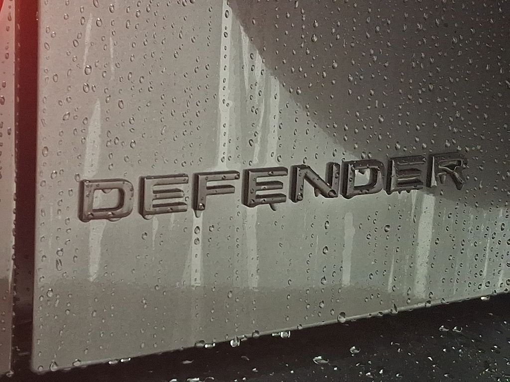 New 2026 Carpathian Grey Land Rover X-Dynamic SE image 22
