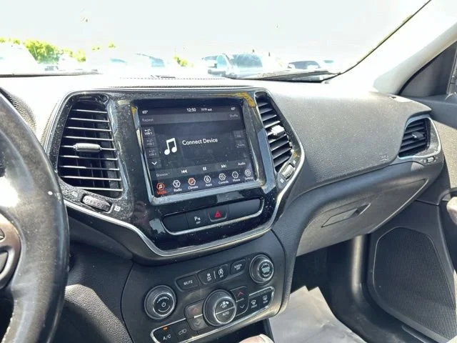 Used 2020 Blue Jeep Limited 4x4 image 38