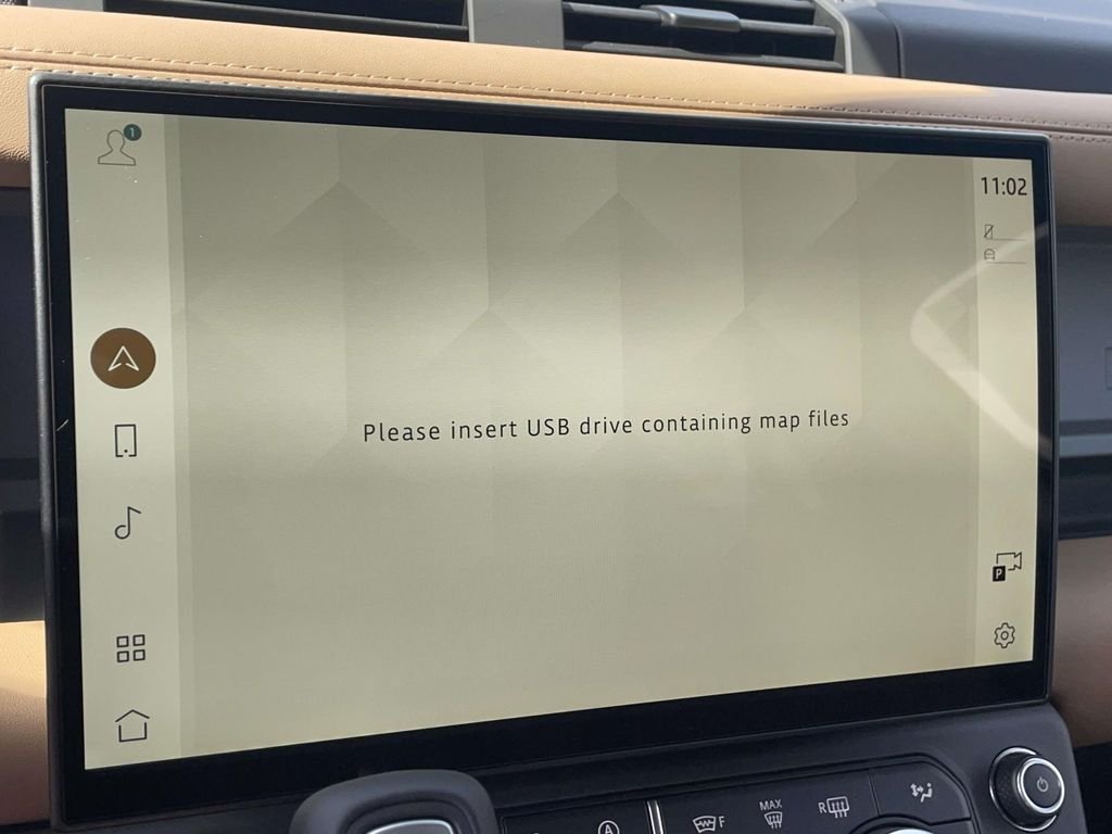 New 2026 Fuji White Land Rover V8 image 26