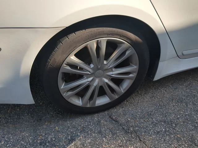 Used 2013 White Hyundai 3.8 image 14