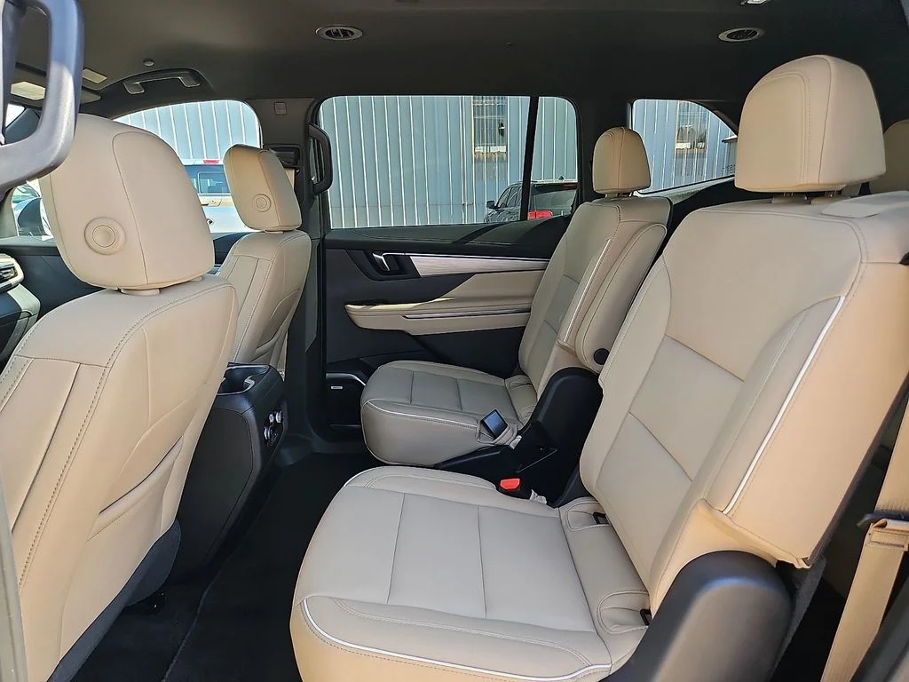 Used 2025 Gray Buick Preferred image 16