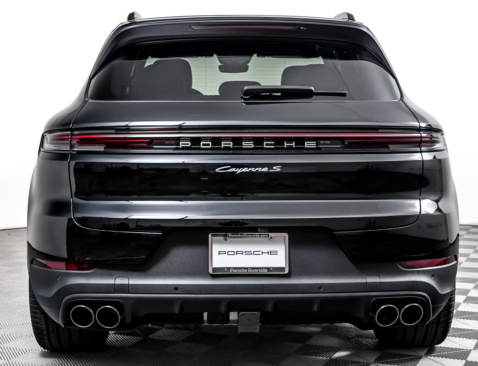 New 2026 CHROMITE BLACK Porsche S image 10