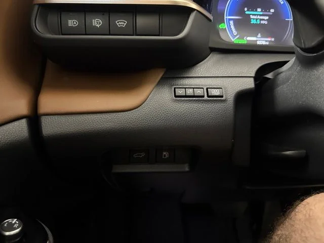 Used 2025 White Toyota Limited image 20