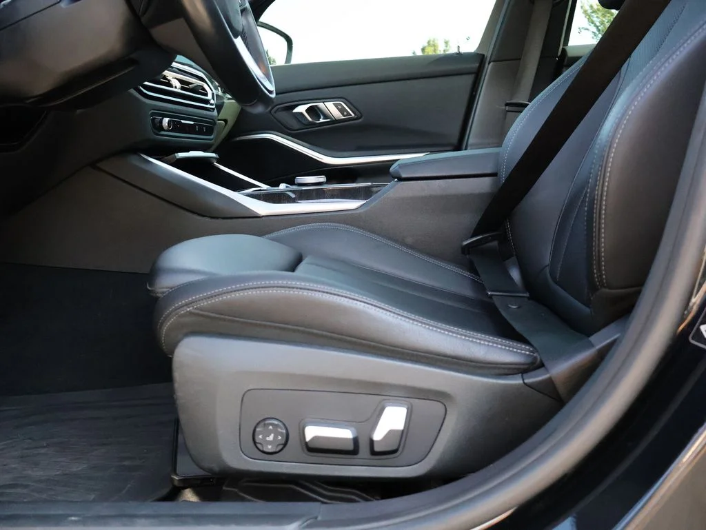 Used 2023 Black BMW 330i xDrive image 38