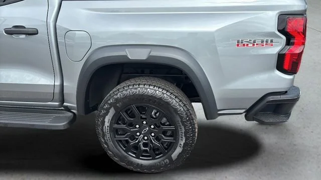 Used 2026 Sterling Gray Metallic Chevrolet Trail Boss image 34