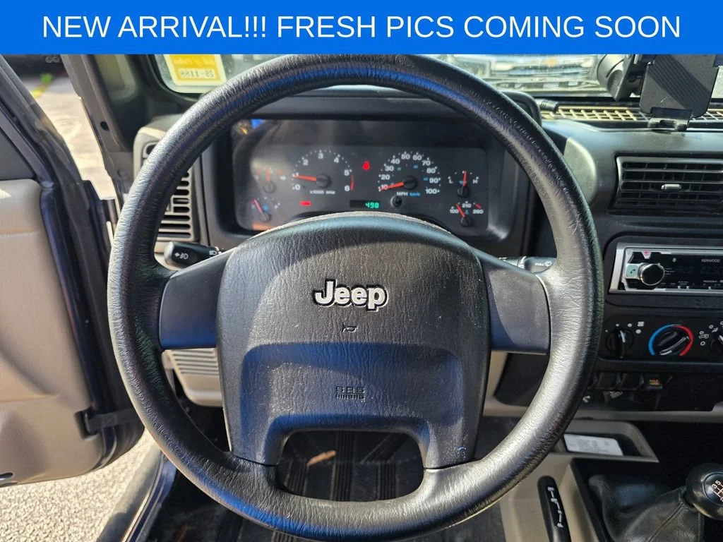 Used 2006  Jeep Rubicon image 11