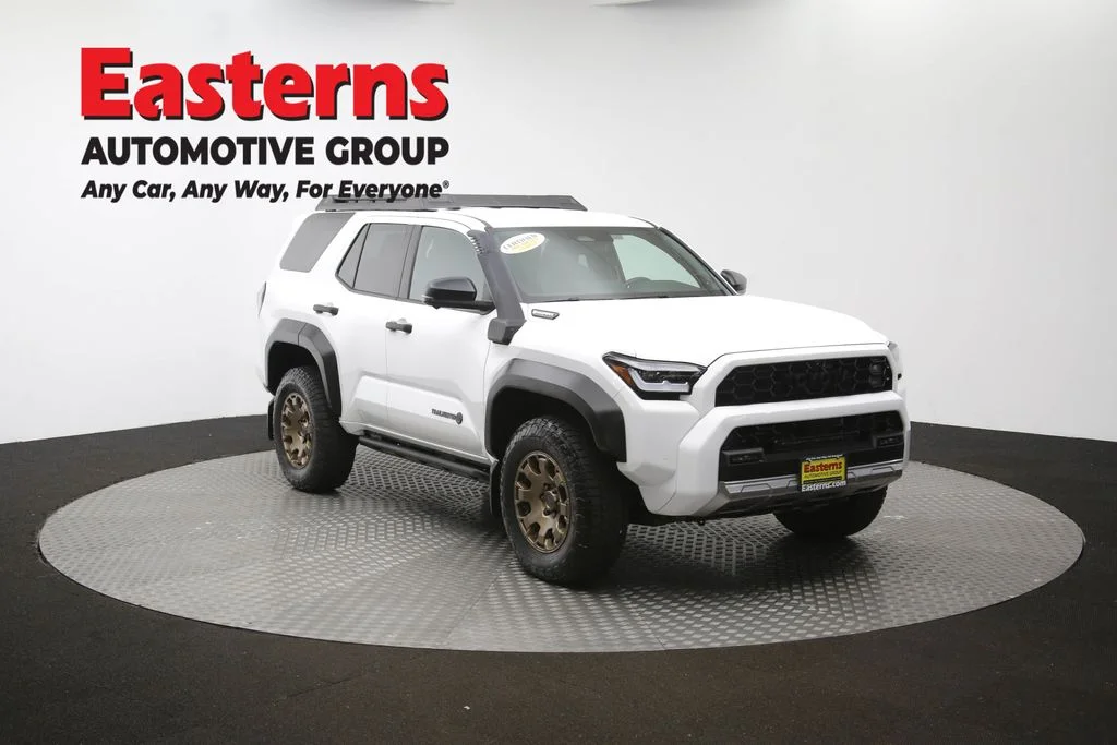 Used 2025 White Toyota Trailhunter image 53