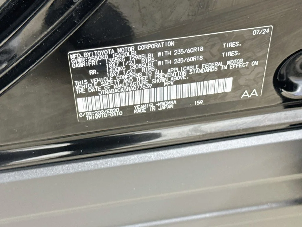 Used 2024 Black Toyota XLE image 33
