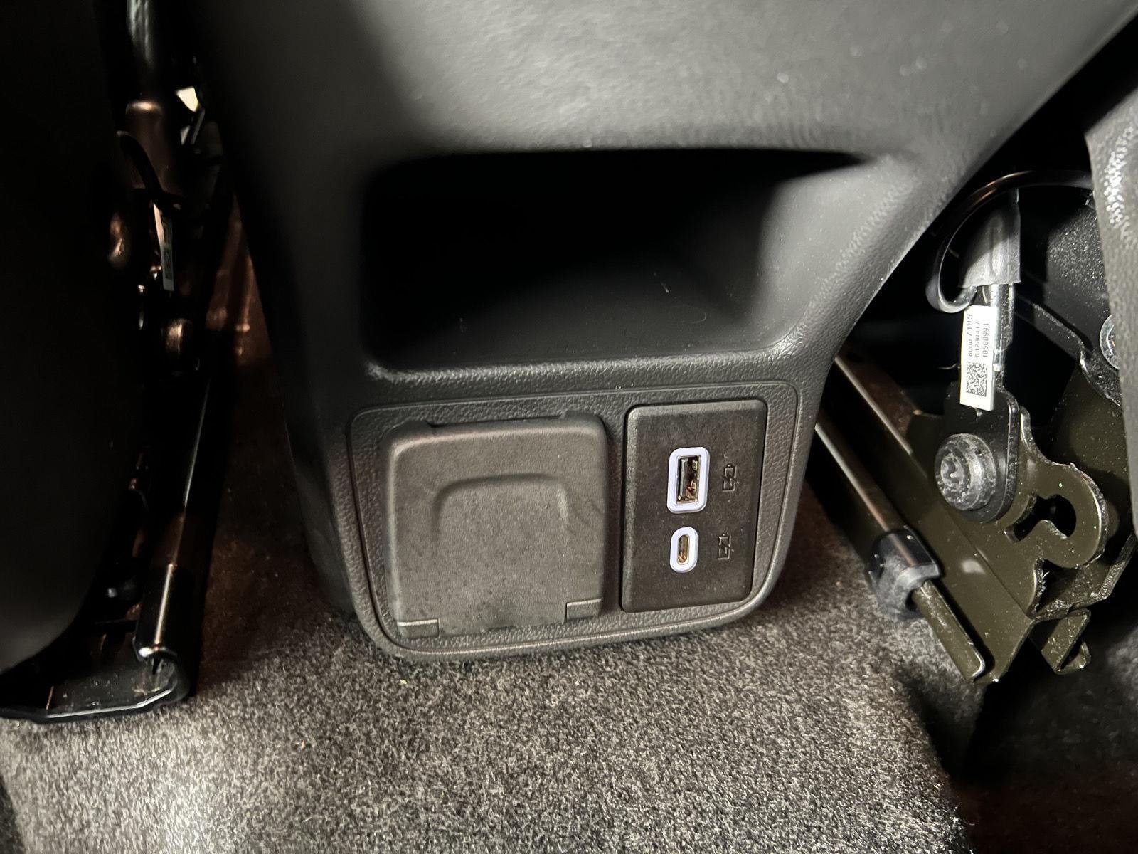 Used 2023 Summit White Chevrolet LT image 26