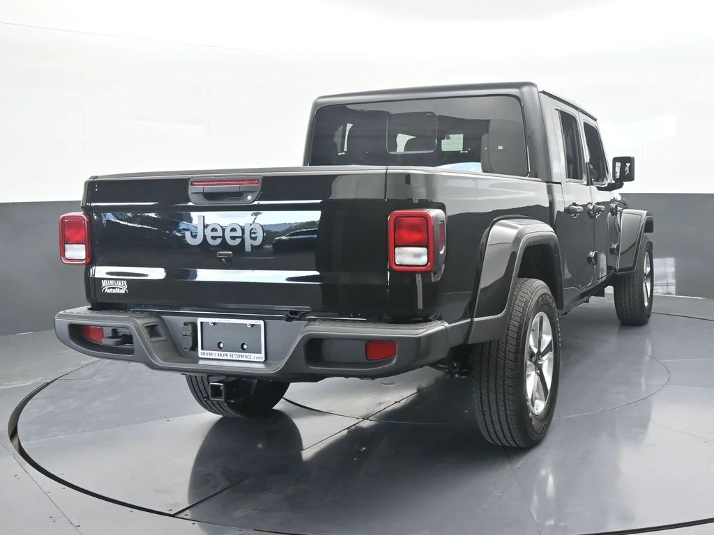 Used 2024 Black Clearcoat Jeep Sport S image 4