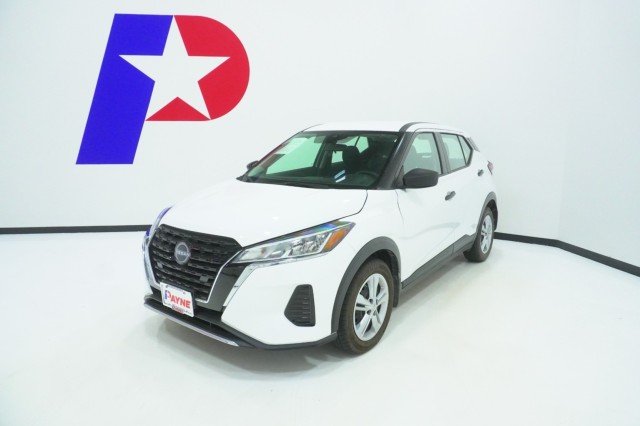 2025 Nissan KICKS PLAY Base