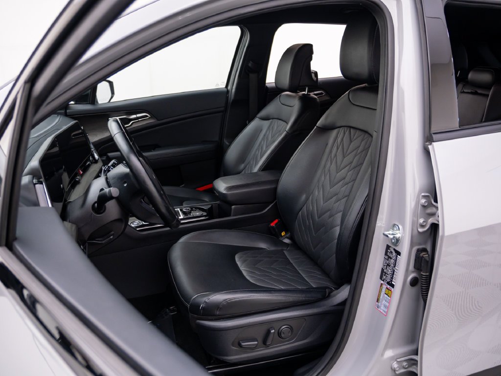 Used 2025 Gray Kia X-Line image 17