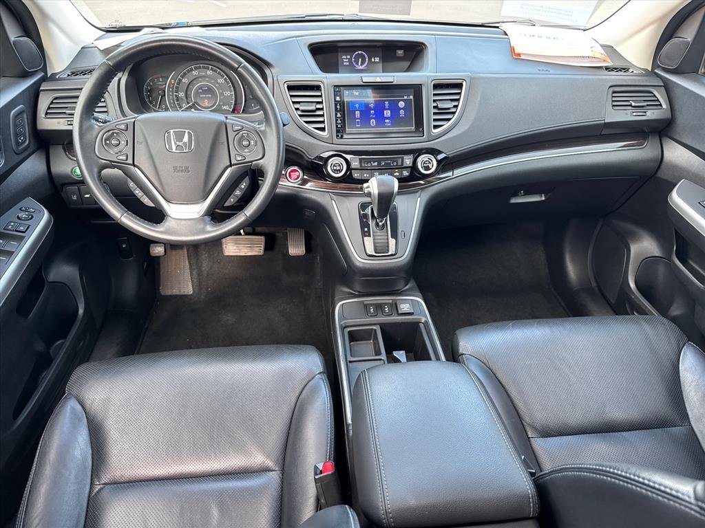 Used 2016 Crystal Black Pearl Honda Touring image 13