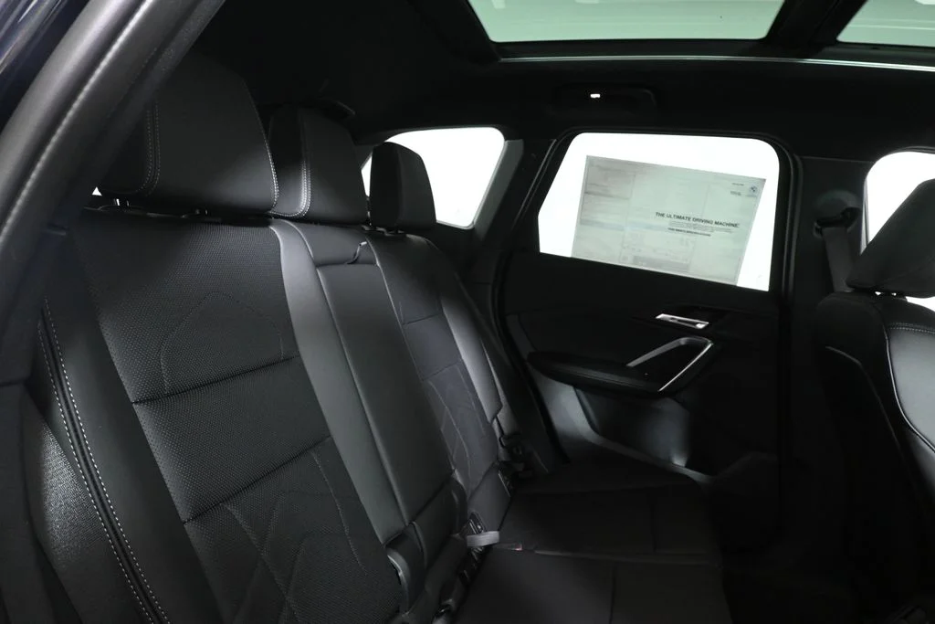 New 2027 Black BMW xDrive28i image 31
