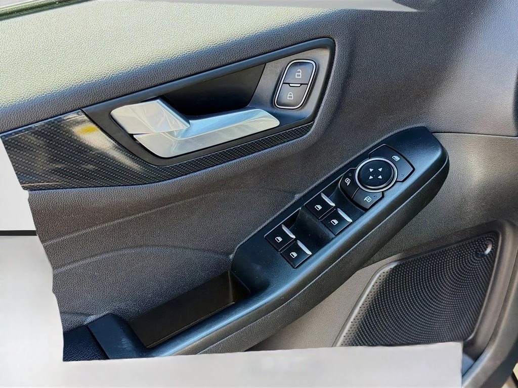2023 Ford Escape ST-Line - Photo 21
