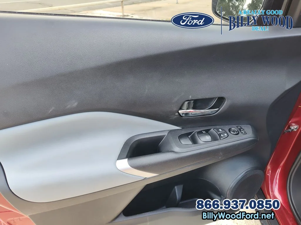 Used 2024 Scarlet Ember Nissan SR image 15