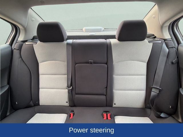 Used 2014 SUMMIT WHITE Chevrolet LS image 17