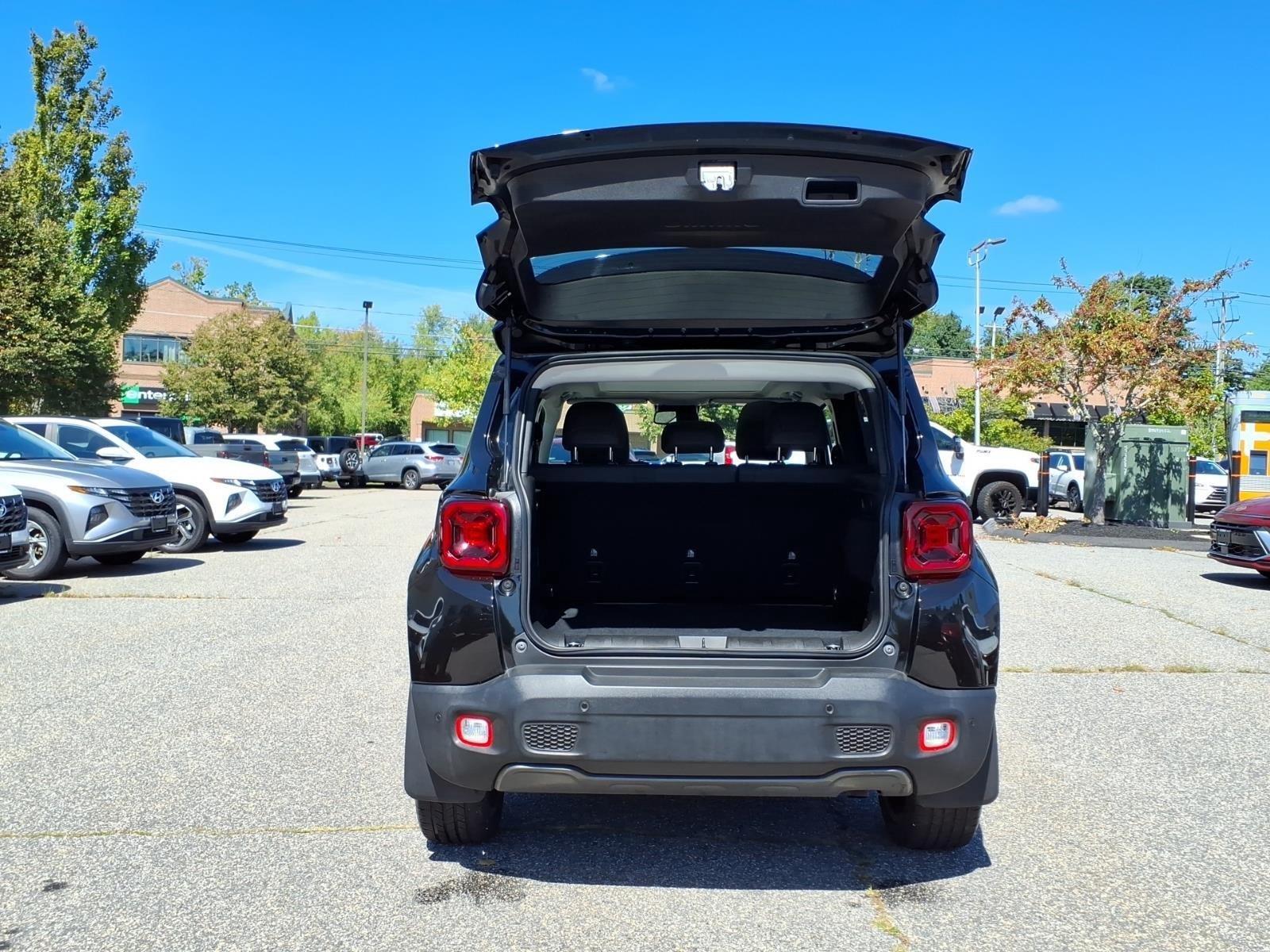 Used 2023 Black Clearcoat Jeep Limited image 7