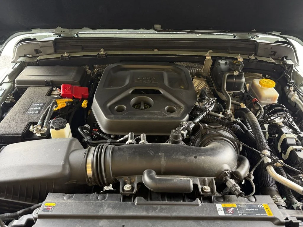 Used 2024 Gray Jeep Sport S image 14