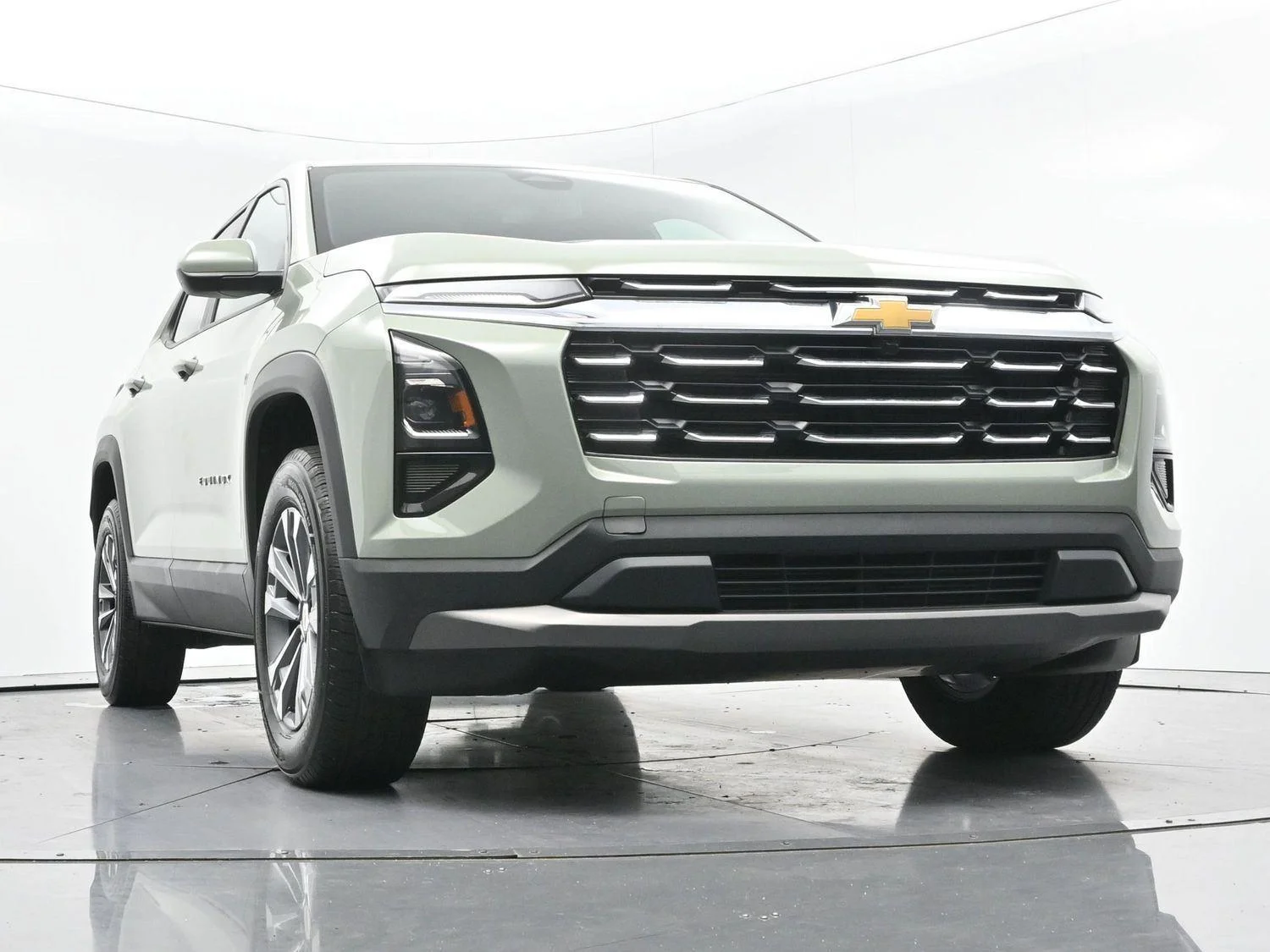 Used 2025 Cacti Green Chevrolet LT image 42