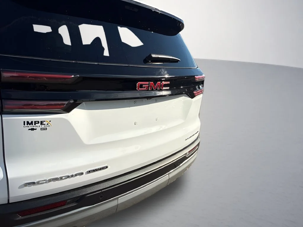 New 2027 Summit White GMC Elevation image 39