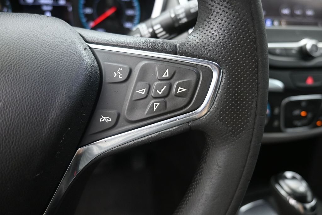 Used 2021 White Chevrolet LS image 28