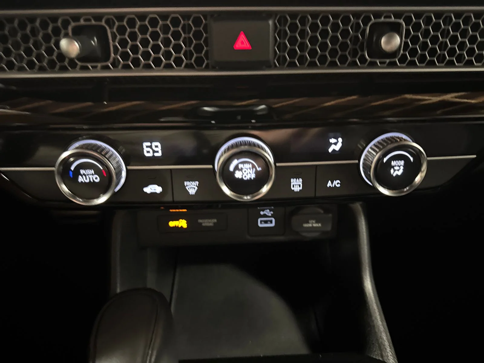Used 2024 Crystal Black Pearl Honda Sport image 21
