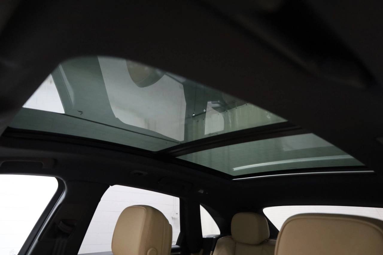 Used 2026 White Porsche  image 20