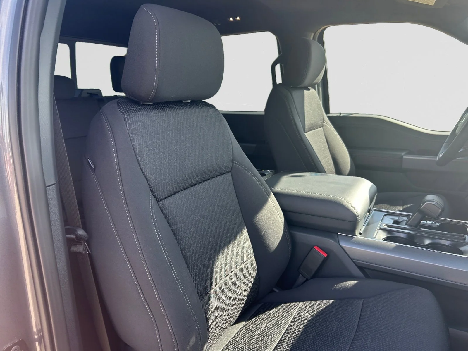 New 2026 Carbonized Grey Metallic Ford XLT image 12