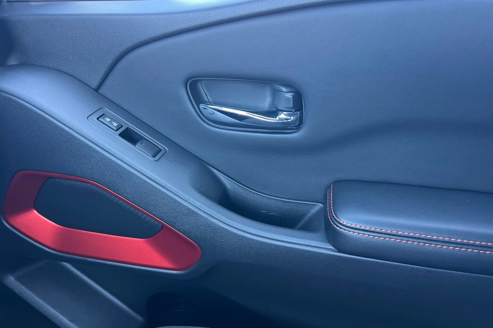2025 Nissan Frontier PRO-4X - Photo 17