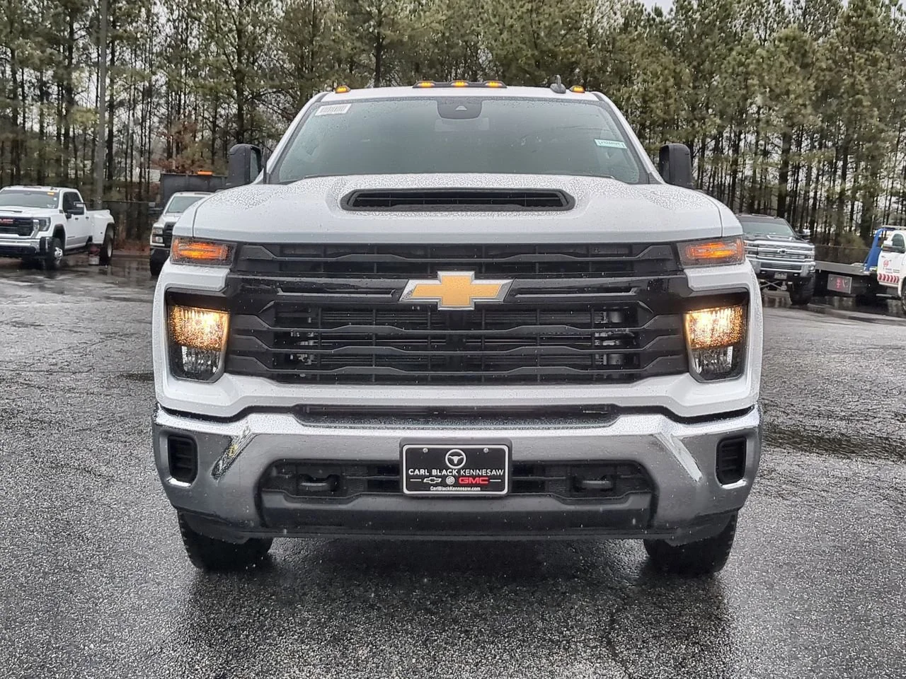 New 2026 Summit White Chevrolet WT image 3