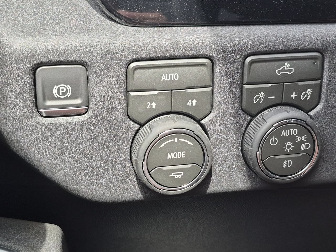 2026 Chevrolet Silverado 1500 RST - Photo 18