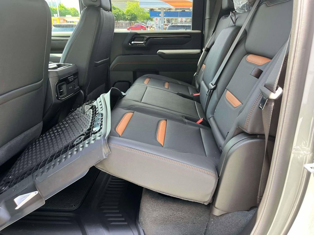 2026 GMC Sierra 2500HD AT4 - Photo 17