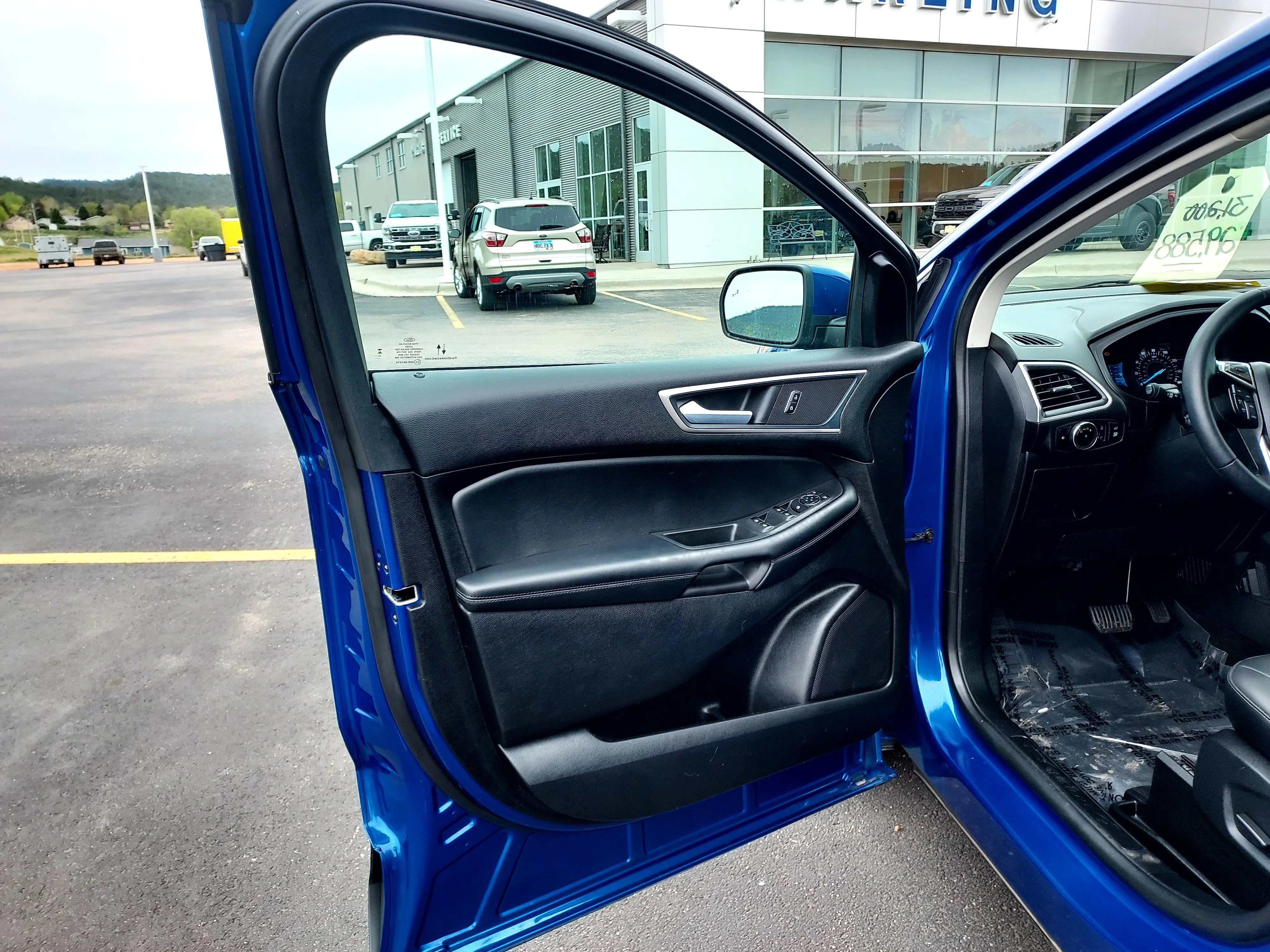Used 2024 Blue Ford SEL image 12