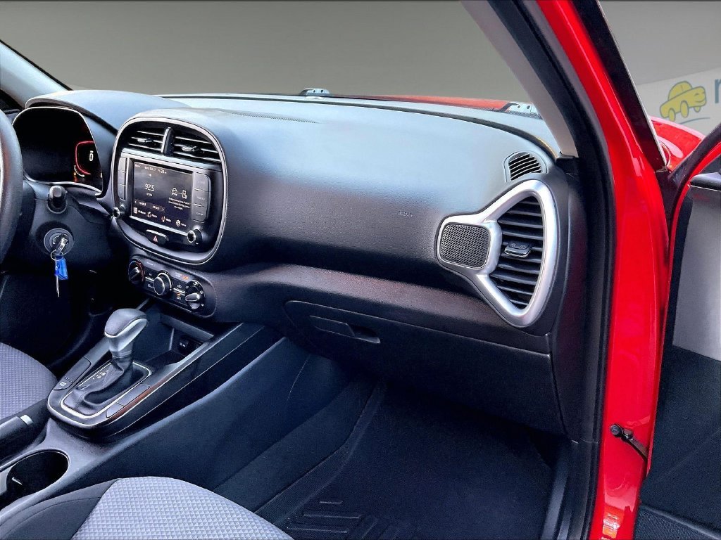 Used 2023 Red Kia LX image 13