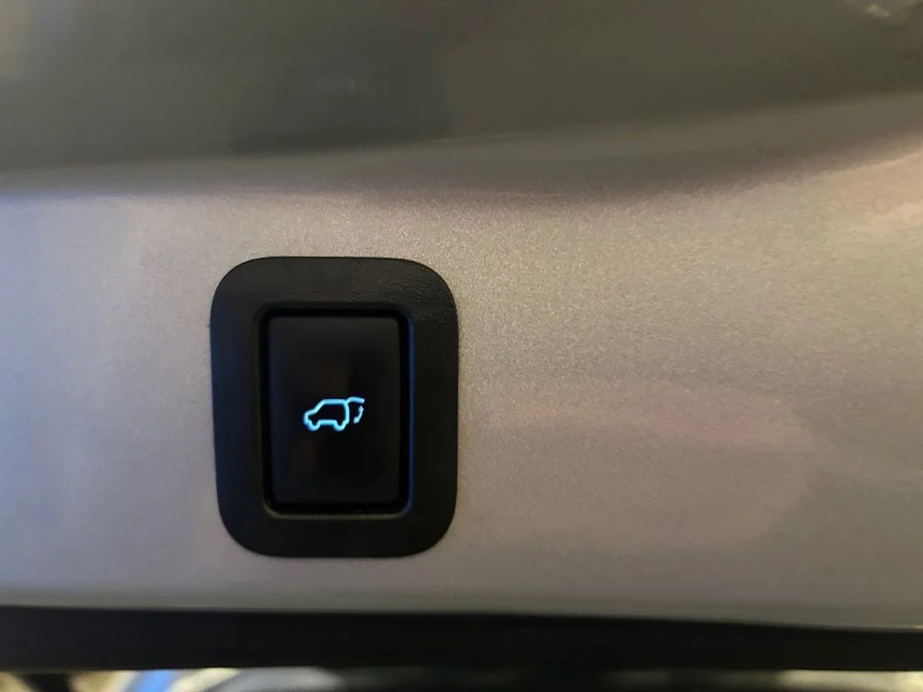 Used 2017 Celestial Silver Toyota XLE V6 image 20