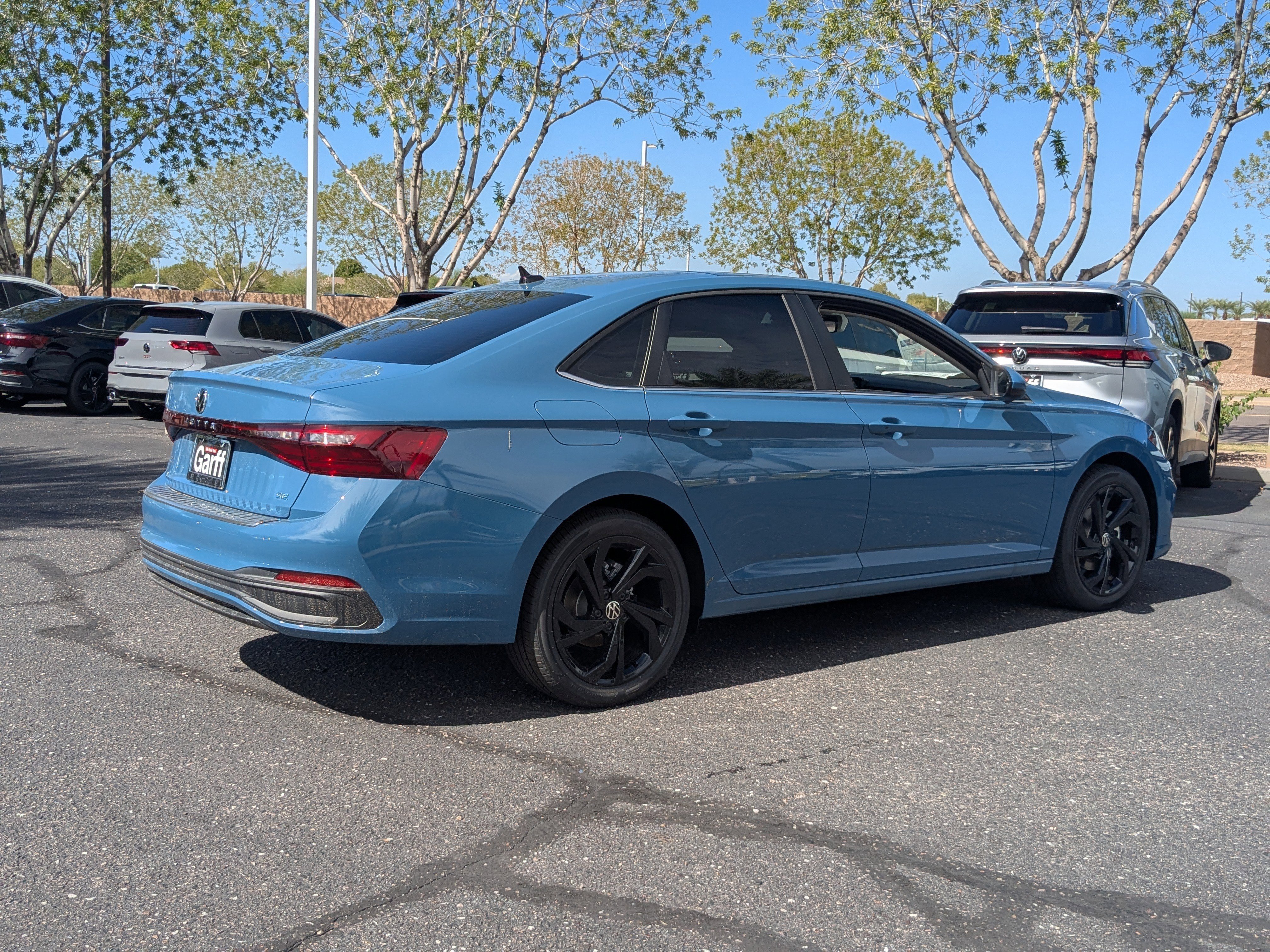 2026 Volkswagen Jetta SE - Photo 3