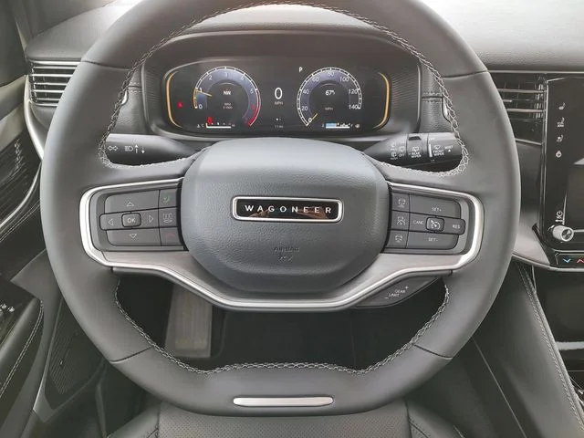 2025 Jeep Wagoneer Series I - Photo 11