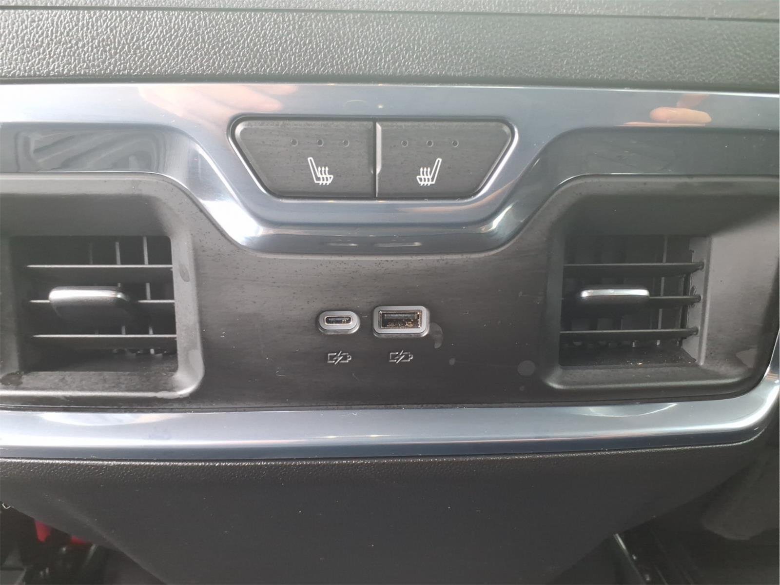 Used 2025 Black Chevrolet LTZ image 14