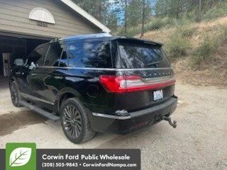 Used 2018 Black Lincoln Reserve image 4