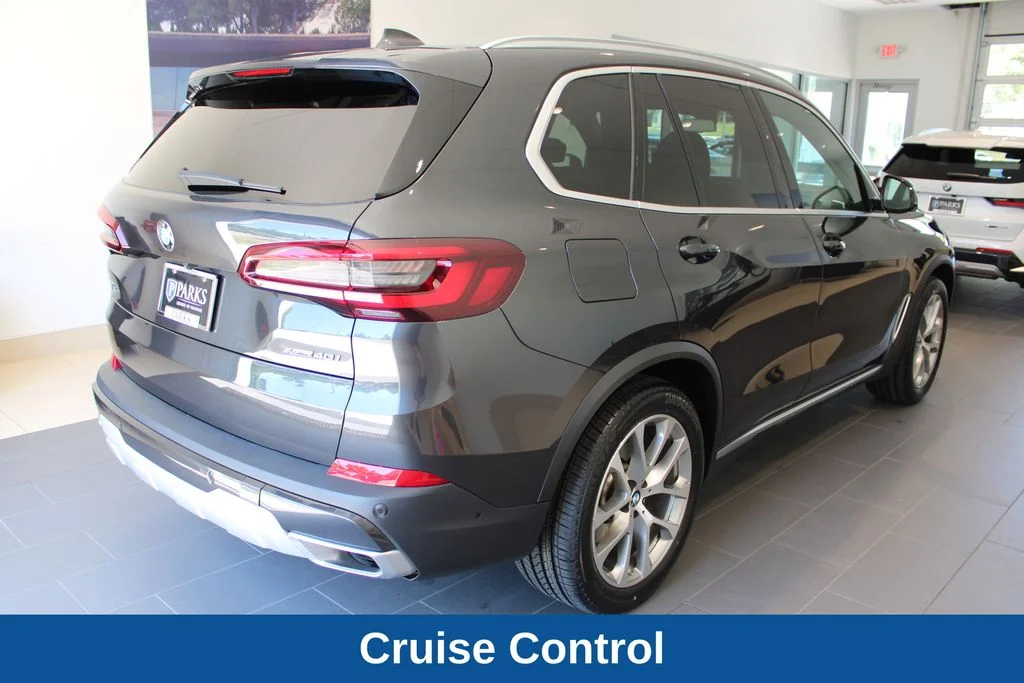 Used 2023 Gray BMW xDrive40i image 20