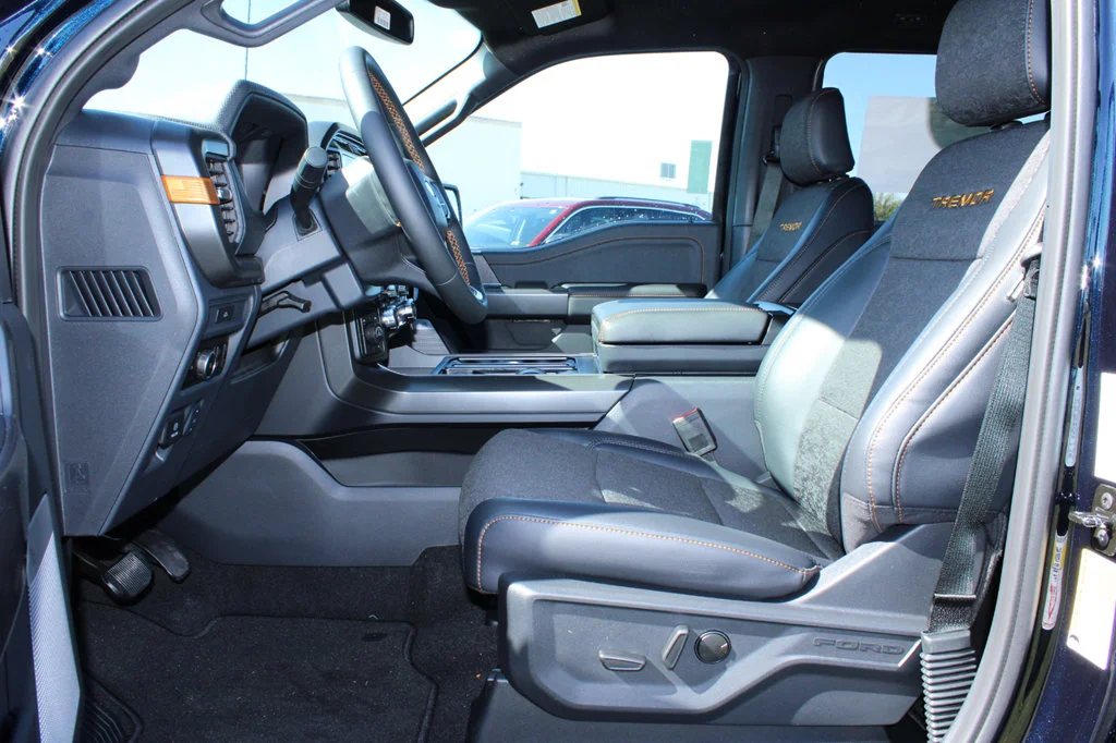 New 2026 Antimatter Blue Metallic Ford Tremor® image 47
