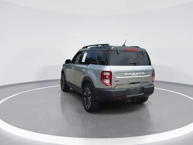 Used 2023 Silver Ford Outer Banks image 8
